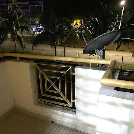 Purnama Homestay At Oceanview Resort Петалинг Джая Екстериор снимка