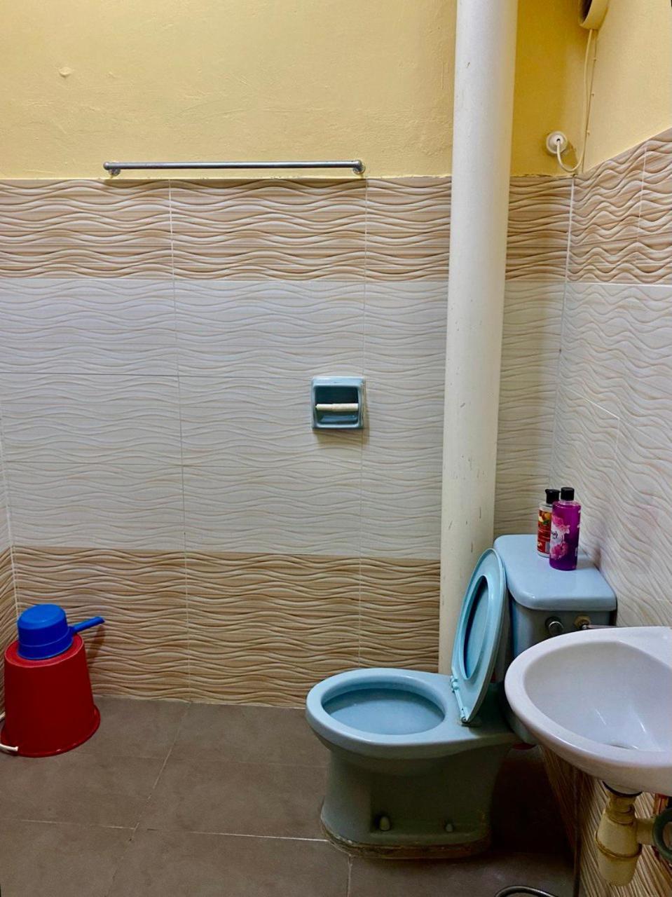 Purnama Homestay At Oceanview Resort Петалинг Джая Екстериор снимка
